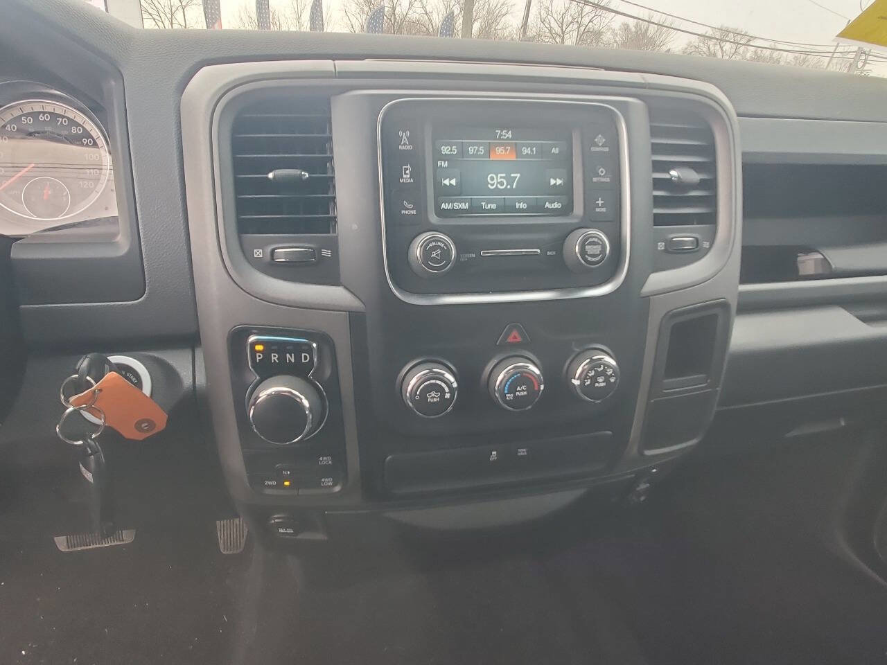 Used 2018 RAM 1500 Express w/ Express Value Package image 19