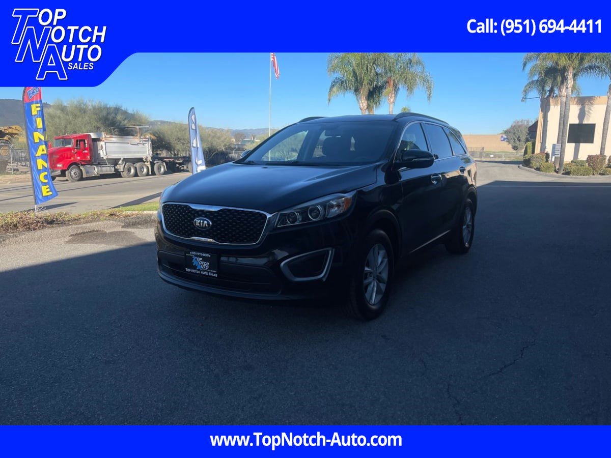 Used 2016 Kia Sorento LX w/ LX Convenience Package