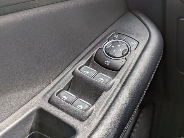 Used 2024 Ford Edge SEL image 24