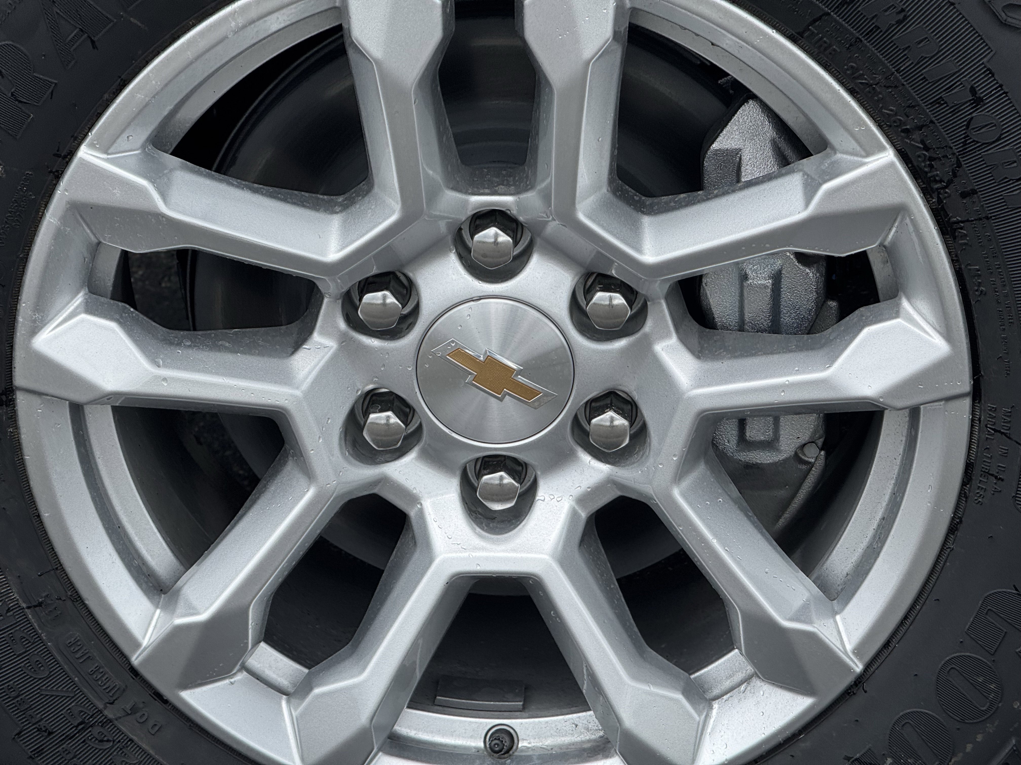 New 2026 Chevrolet Silverado 1500 LT w/ Z71 Off-Road Package AWD/4WD image 8