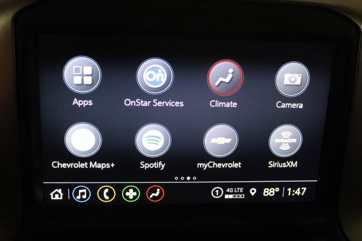 Used 2021 Chevrolet Silverado 1500 LT Trail Boss w/ Convenience Package II AWD/4WD image 3