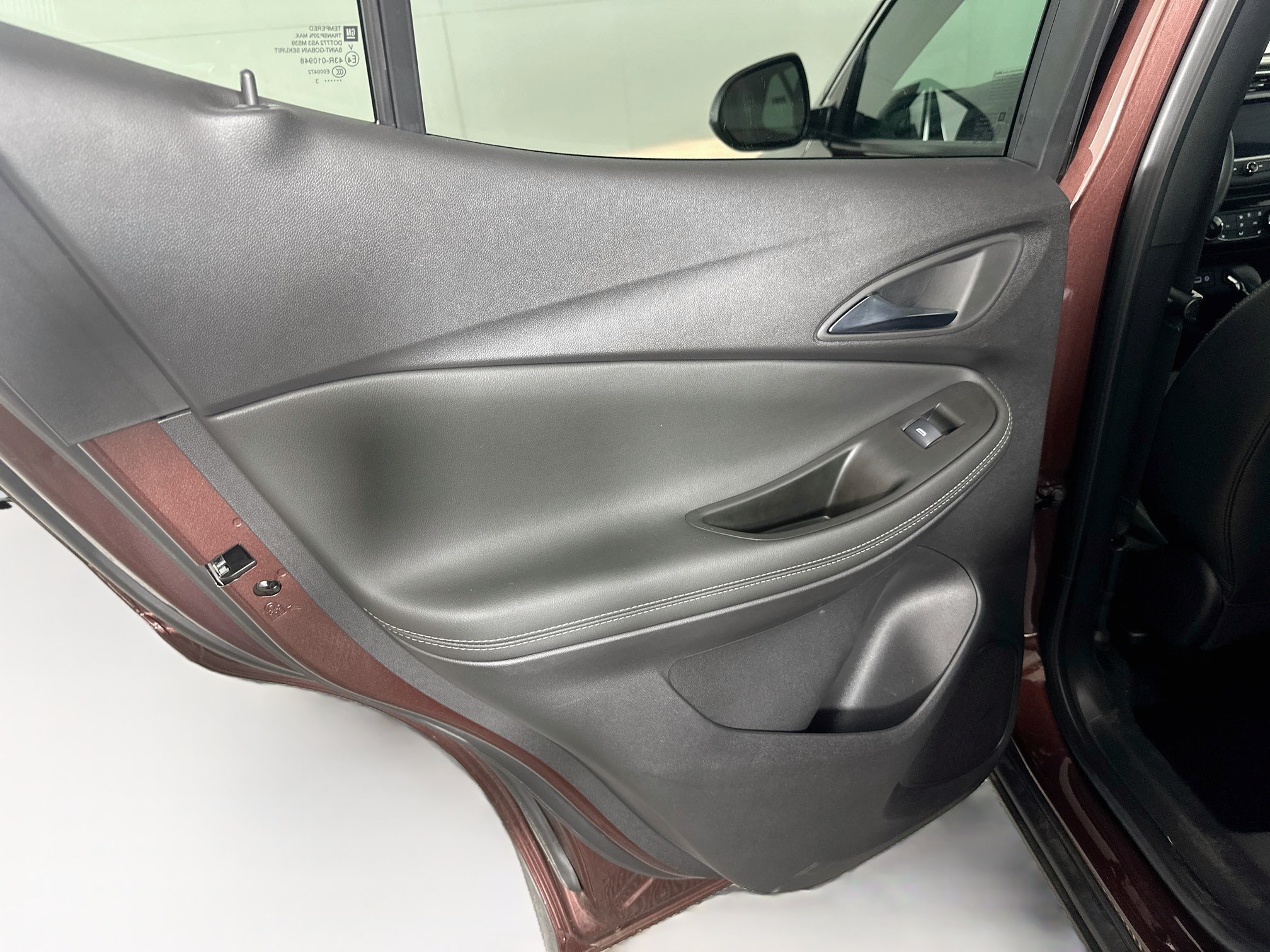 Used 2023 Buick Encore GX Preferred w/ Cold Weather Comfort Package FWD image 24