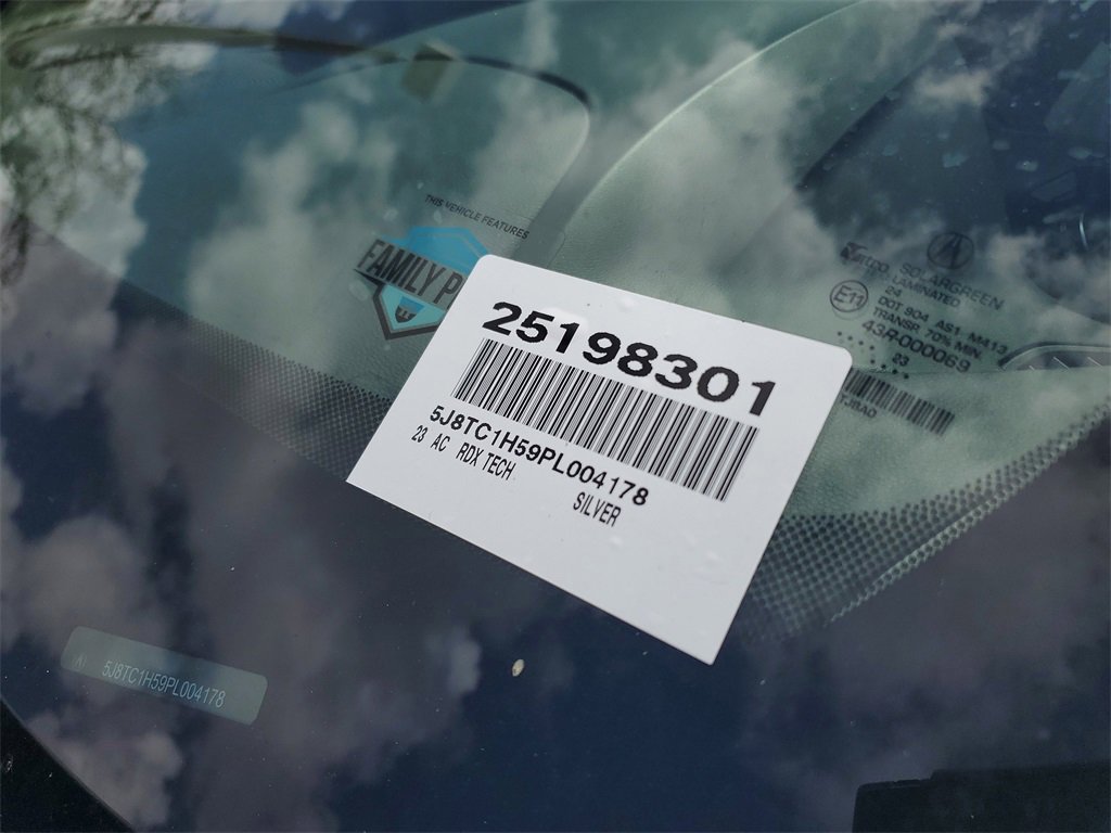 Used 2023 Acura RDX w/ Technology Package image 4