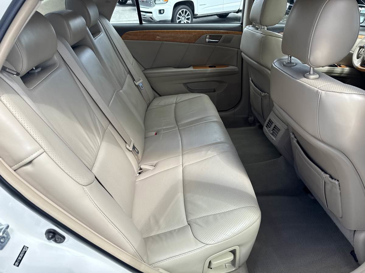 Used 2007 Toyota Avalon Limited FWD image 15