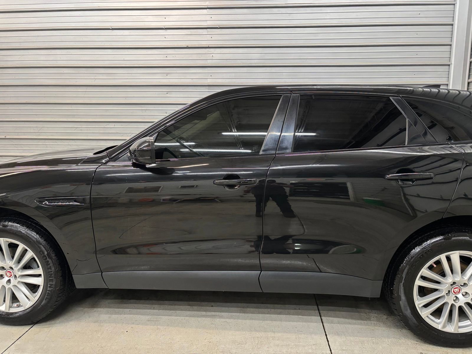 Used 2020 Jaguar F-PACE Prestige image 7