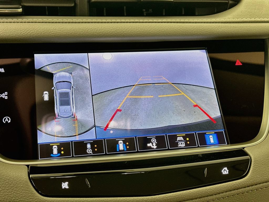 New 2026 Cadillac XT5 Premium Luxury w/ Driver Assist Package FWD image 18