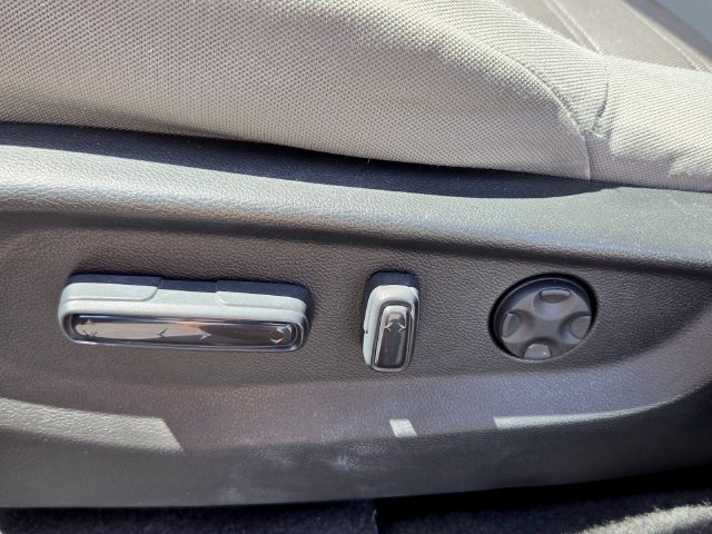 Used 2020 Honda CR-V EX image 12