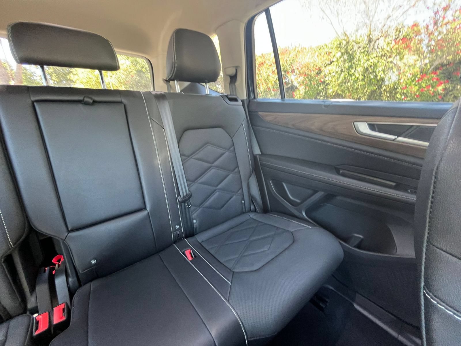 Used 2026 Volkswagen Atlas SE FWD image 40