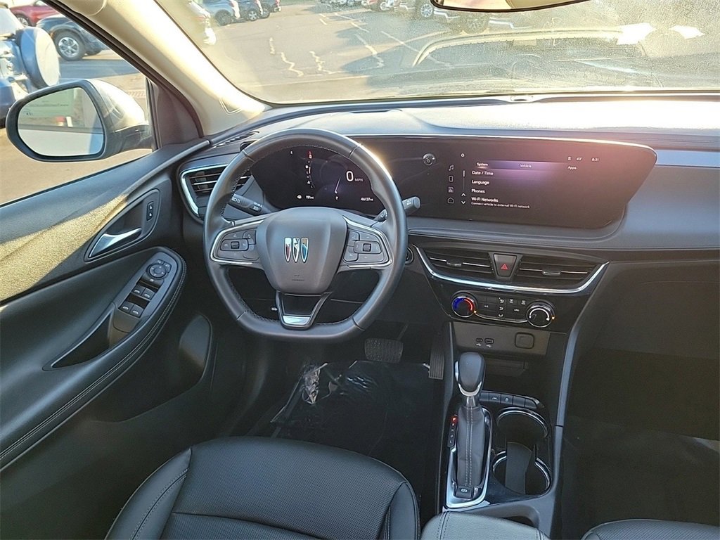 Used 2024 Buick Encore GX Sport Touring image 9