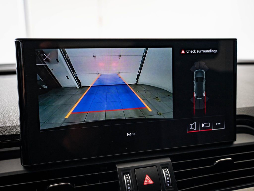 Certified 2025 Audi Q5 2.0T Premium w/ Convenience Plus Package image 30