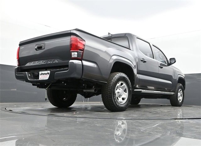 Used 2018 Toyota Tacoma SR image 25