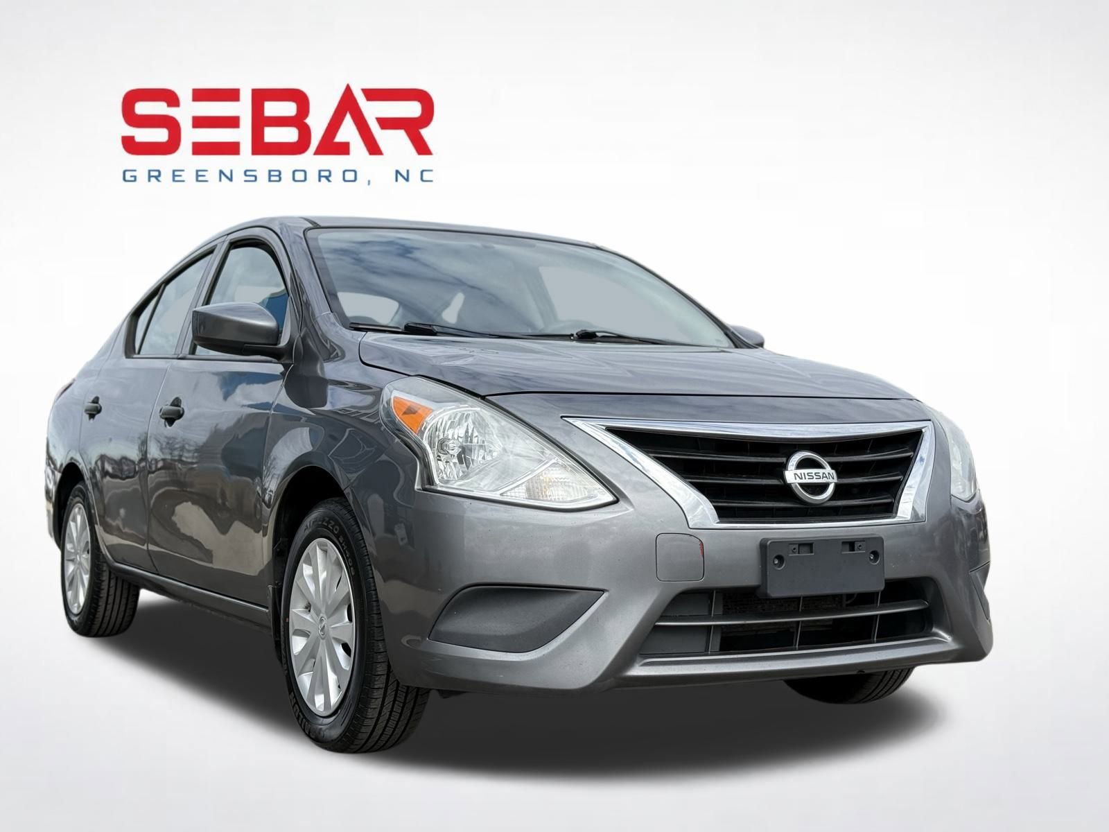 Used 2018 Nissan Versa S FWD image 3