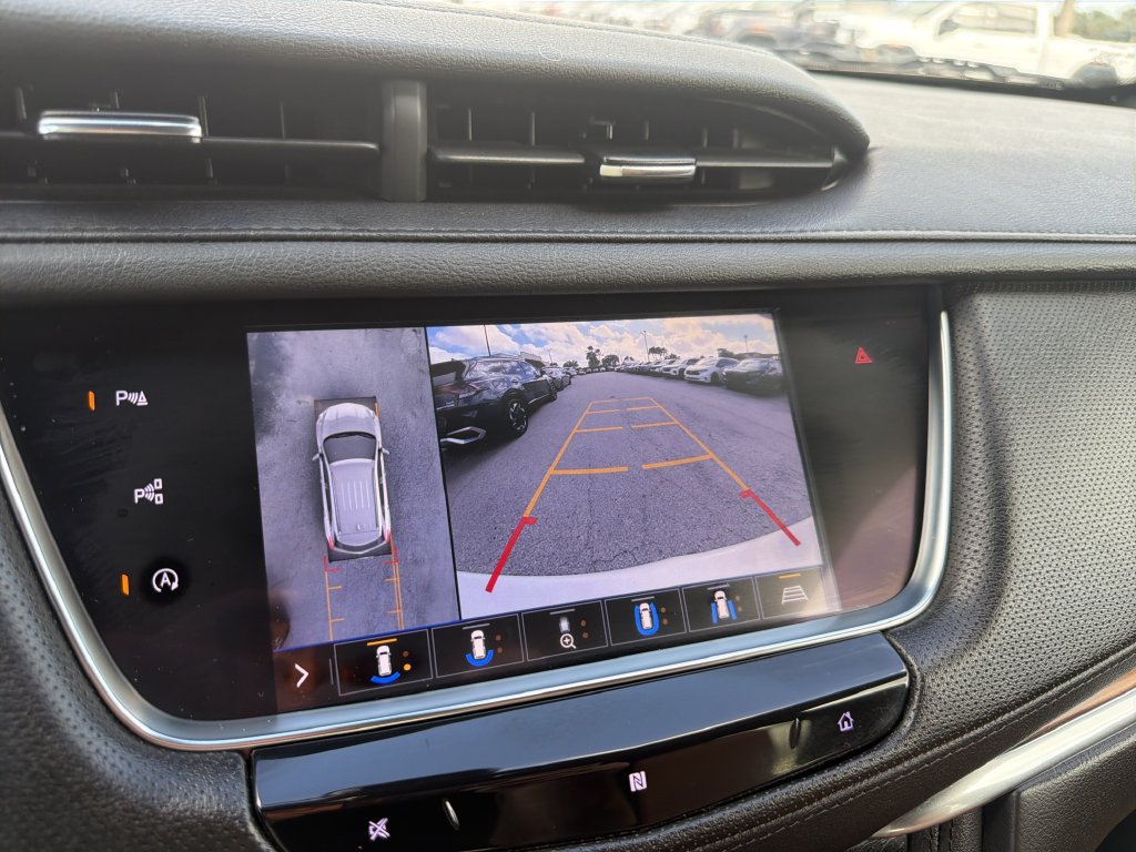 Used 2020 Cadillac XT5 Premium Luxury FWD image 23