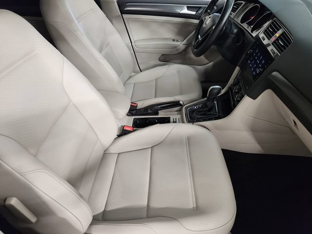 Used 2019 Volkswagen Golf S FWD image 3