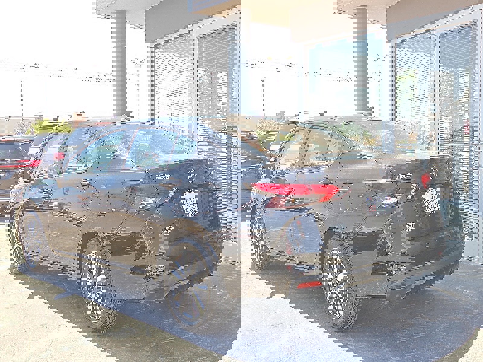 Used 2024 Nissan Versa SV image 4