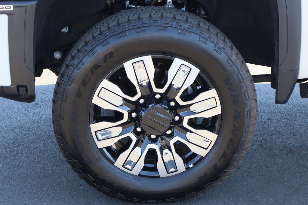 Used 2024 GMC Sierra 2500 Denali w/ Denali Reserve Package image 33