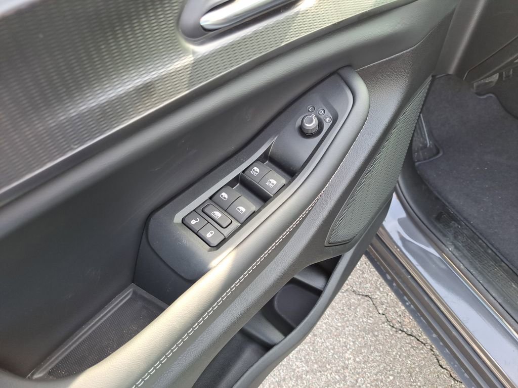 New 2025 Jeep Grand Cherokee L Altitude image 20