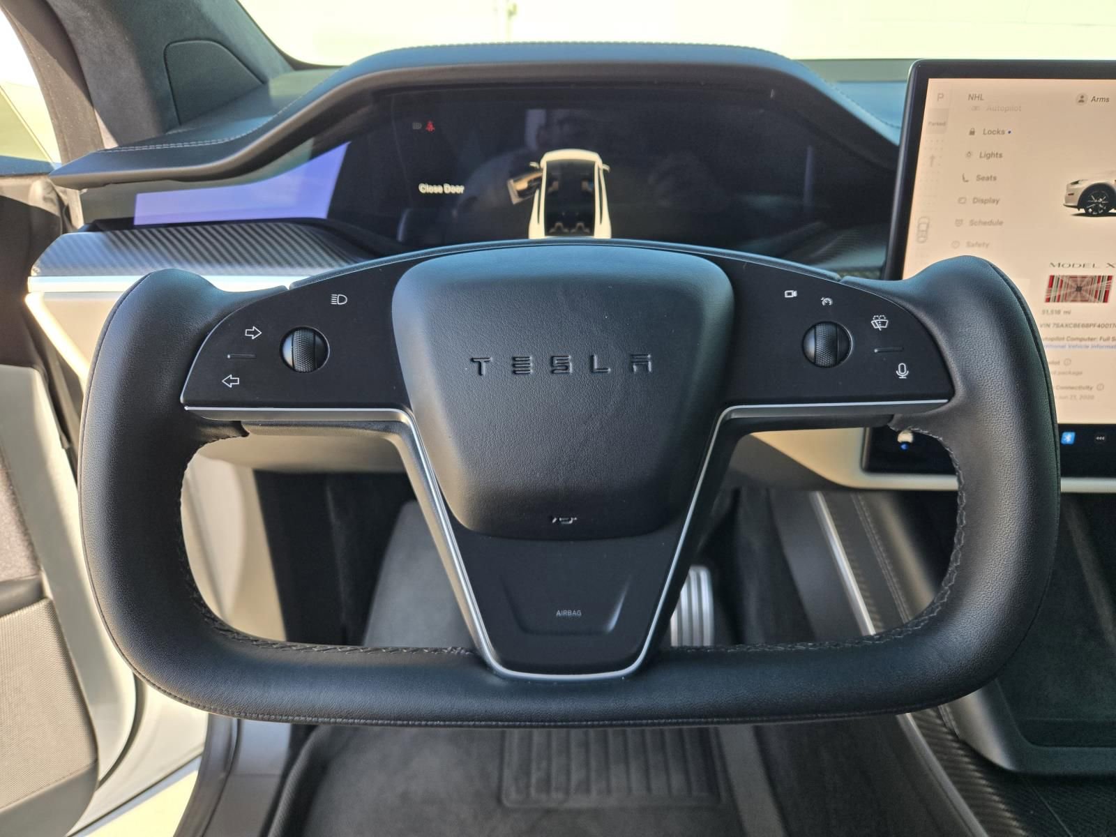 Used 2023 Tesla Model X Plaid image 14