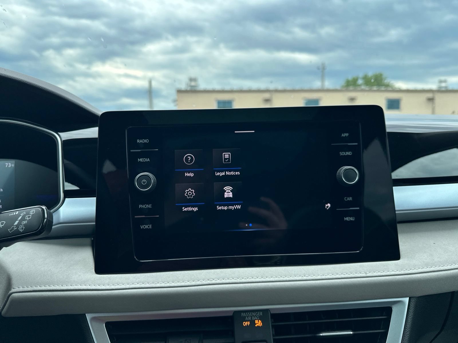 Certified 2025 Volkswagen Taos SE AWD/4WD image 59