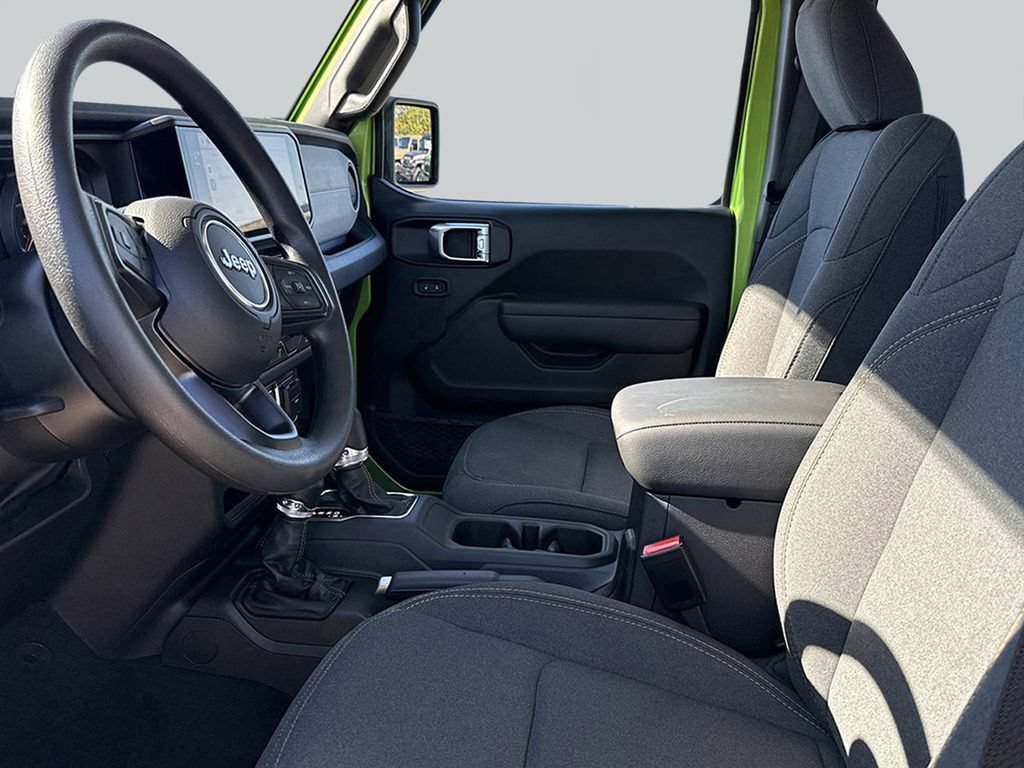New 2026 Jeep Gladiator Sport AWD/4WD image 12