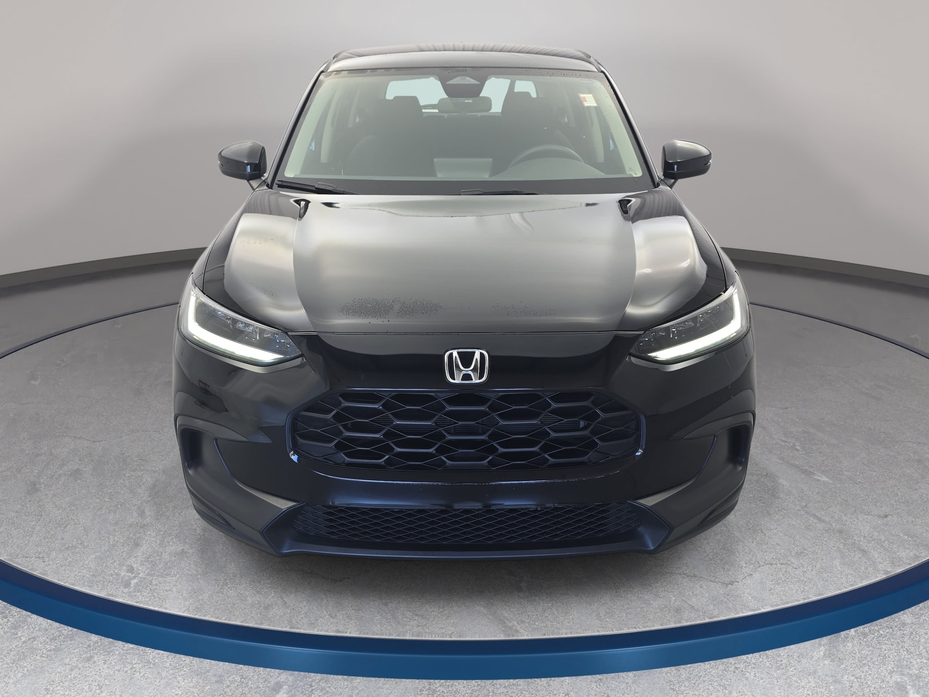 Used 2023 Honda HR-V LX image 2