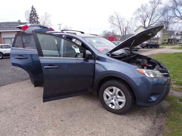 Used 2014 Toyota RAV4 LE image 16