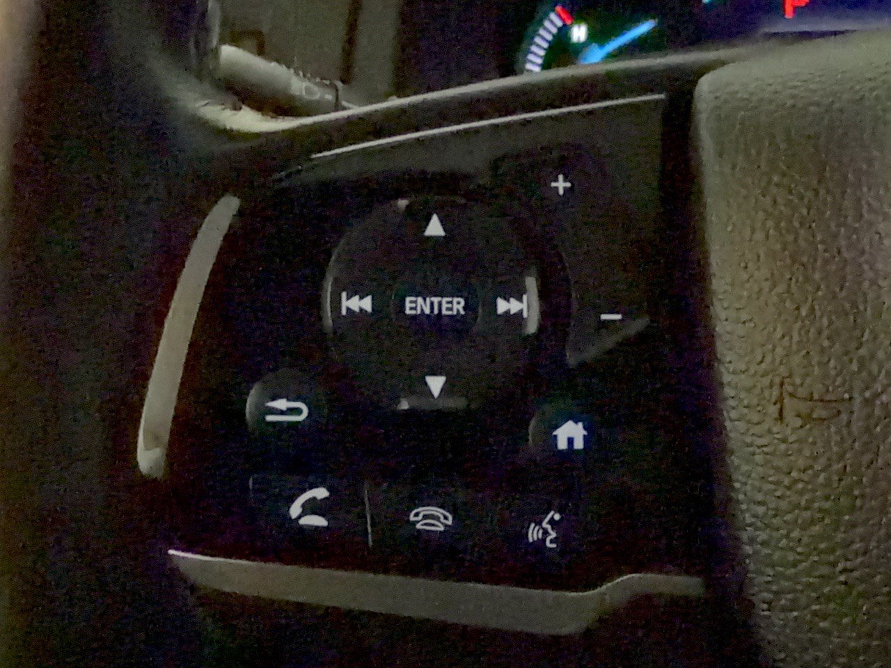 Used 2019 Honda Pilot Touring image 18