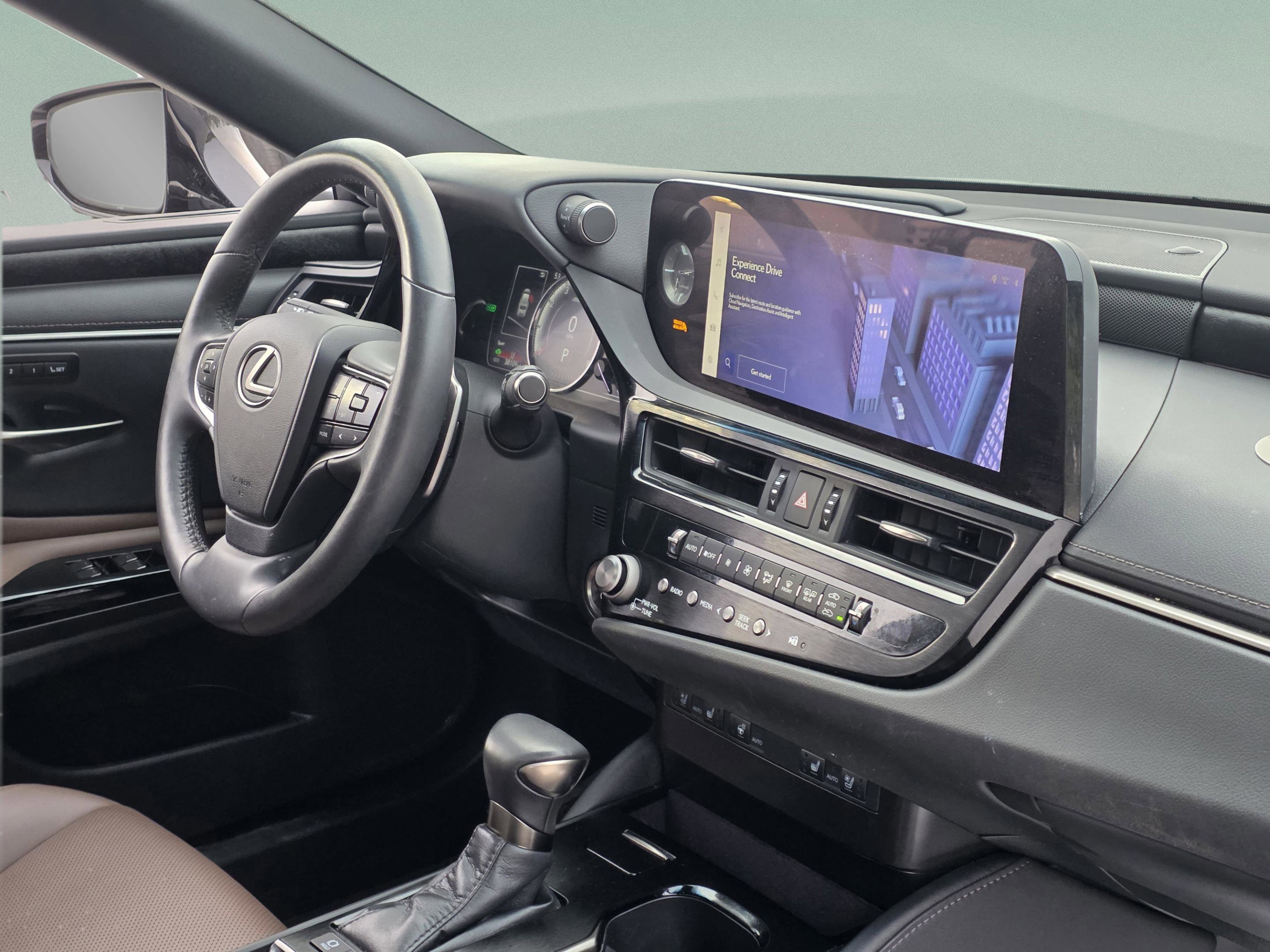 Used 2023 Lexus ES 300h w/ Premium Package image 28