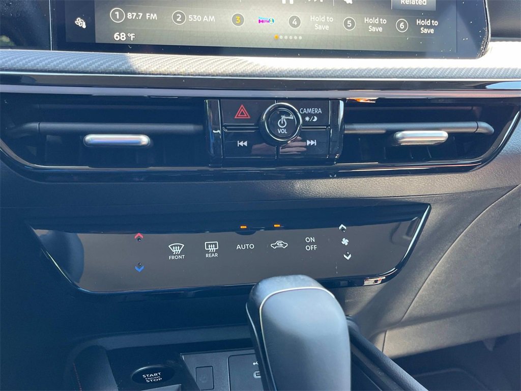 New 2025 Nissan Kicks SR image 29