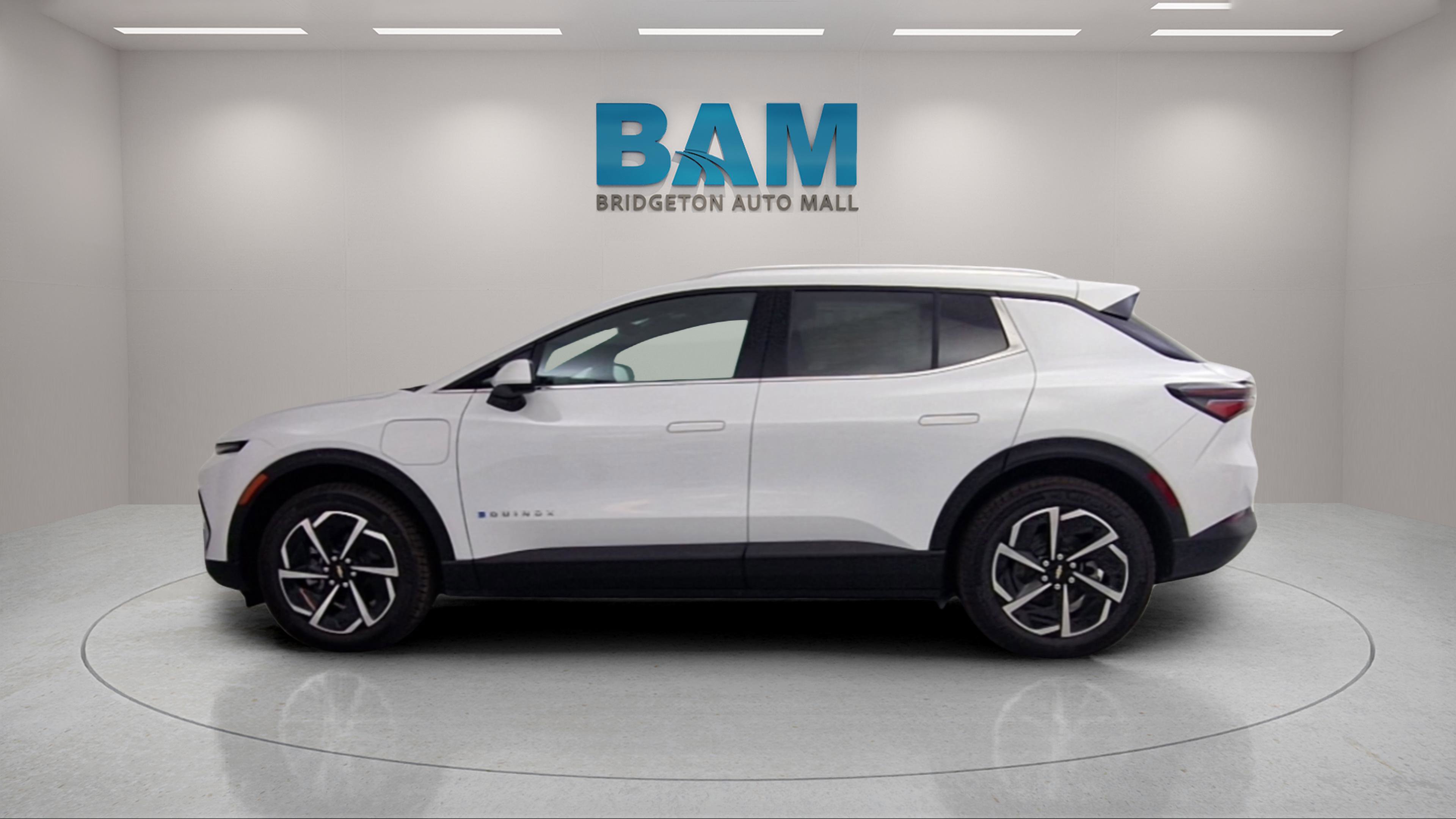 New 2026 Chevrolet Equinox EV LT image 4