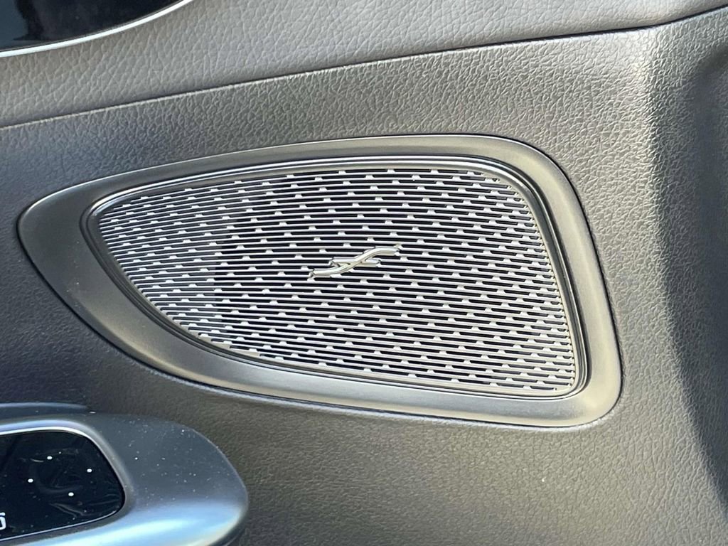 Certified 2025 Mercedes-Benz C 300 Sedan image 18