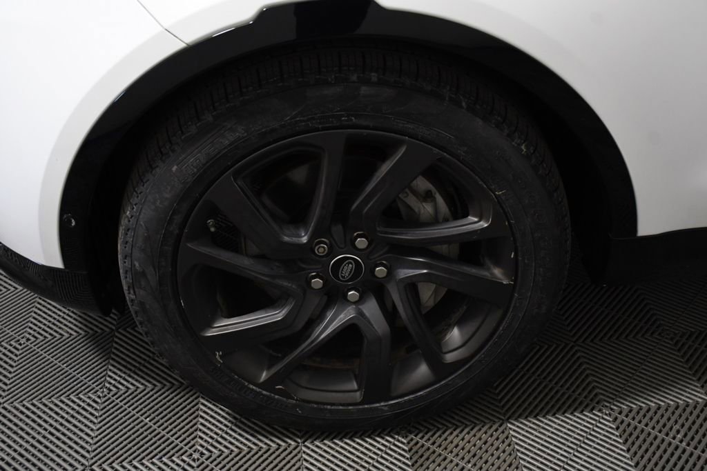 Used 2019 Land Rover Discovery HSE AWD/4WD image 11