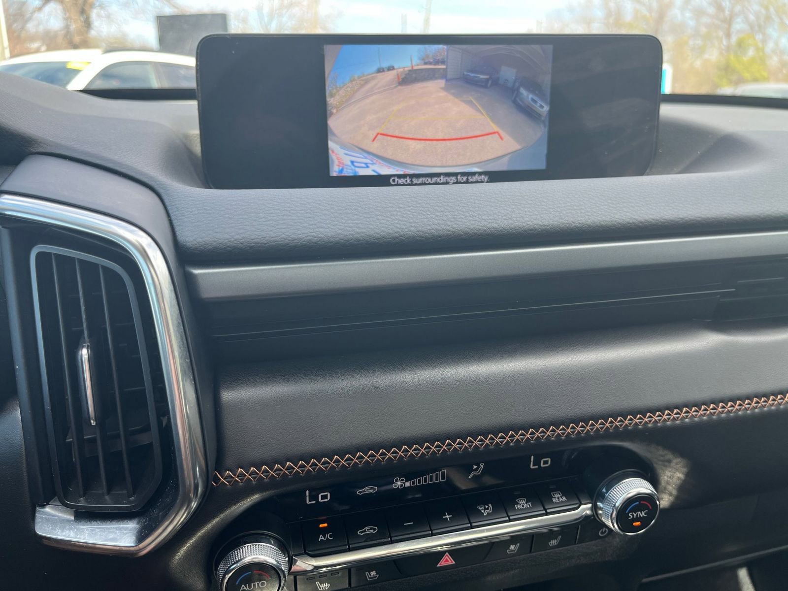 Used 2025 MAZDA CX-50 2.5 Hybrid w/ Premium Plus Pkg image 17