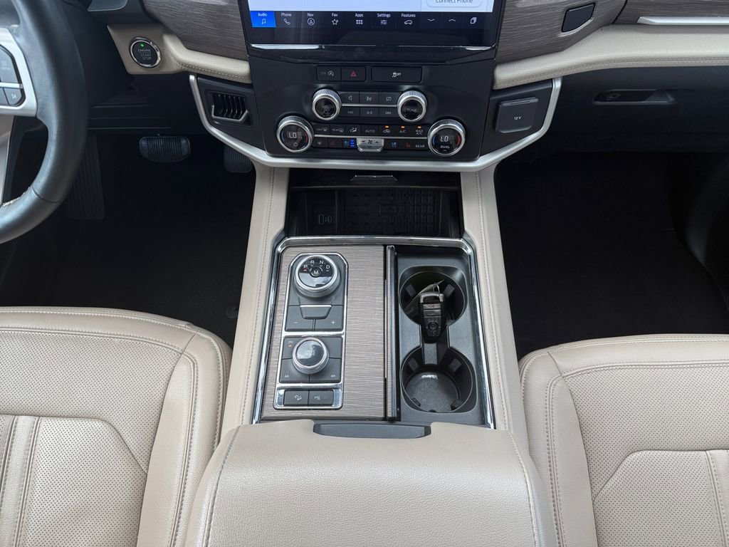 Used 2024 Ford Expedition Max Limited image 11