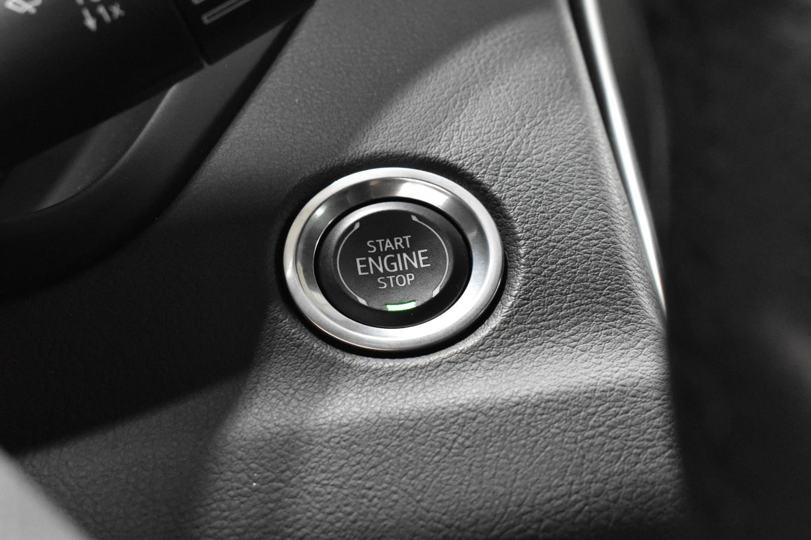 Certified 2023 Cadillac XT4 Sport w/ Cold Weather Package image 15