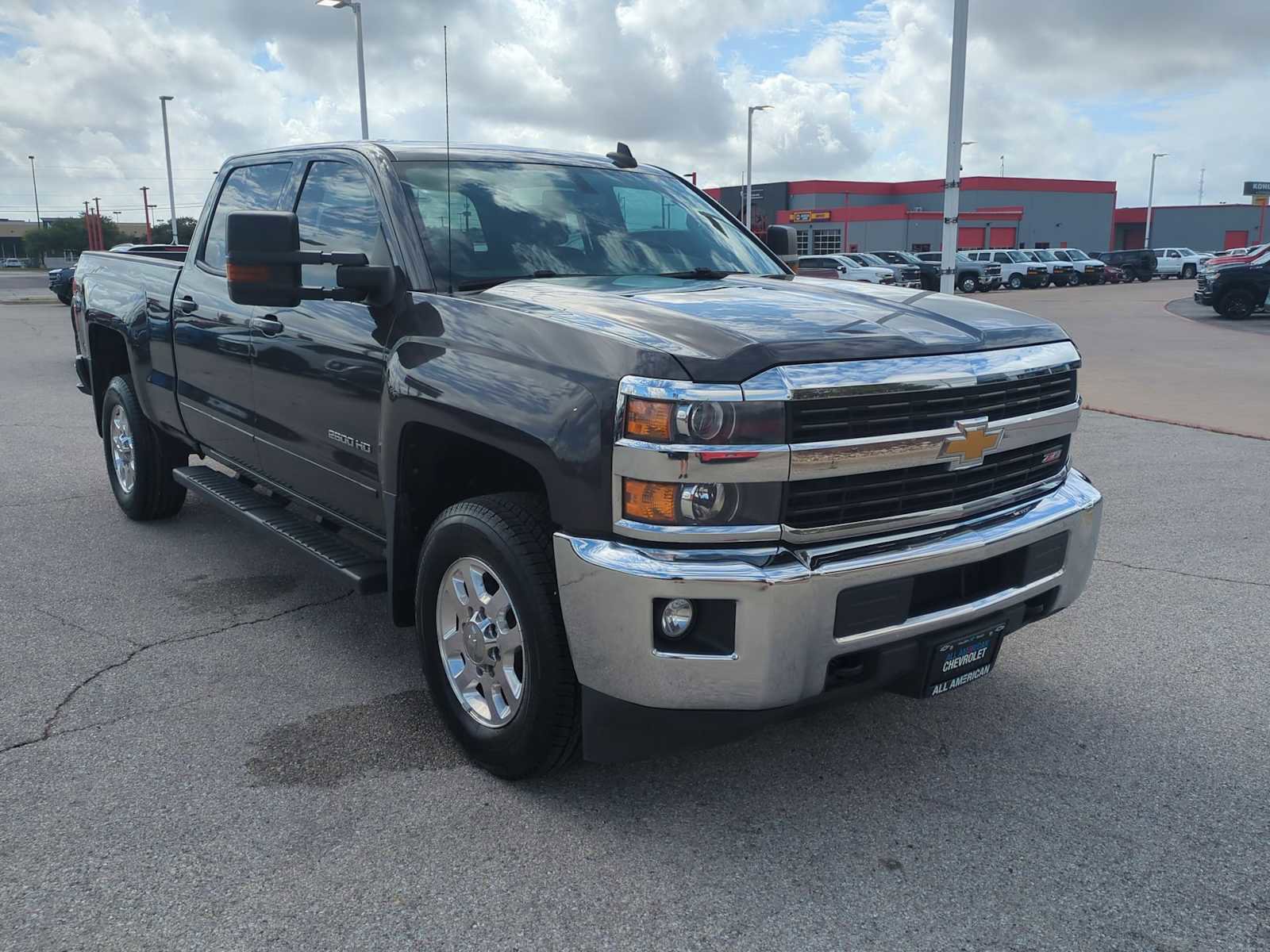 Used 2015 Chevrolet Silverado 2500 LT w/ LT Convenience Package image 2