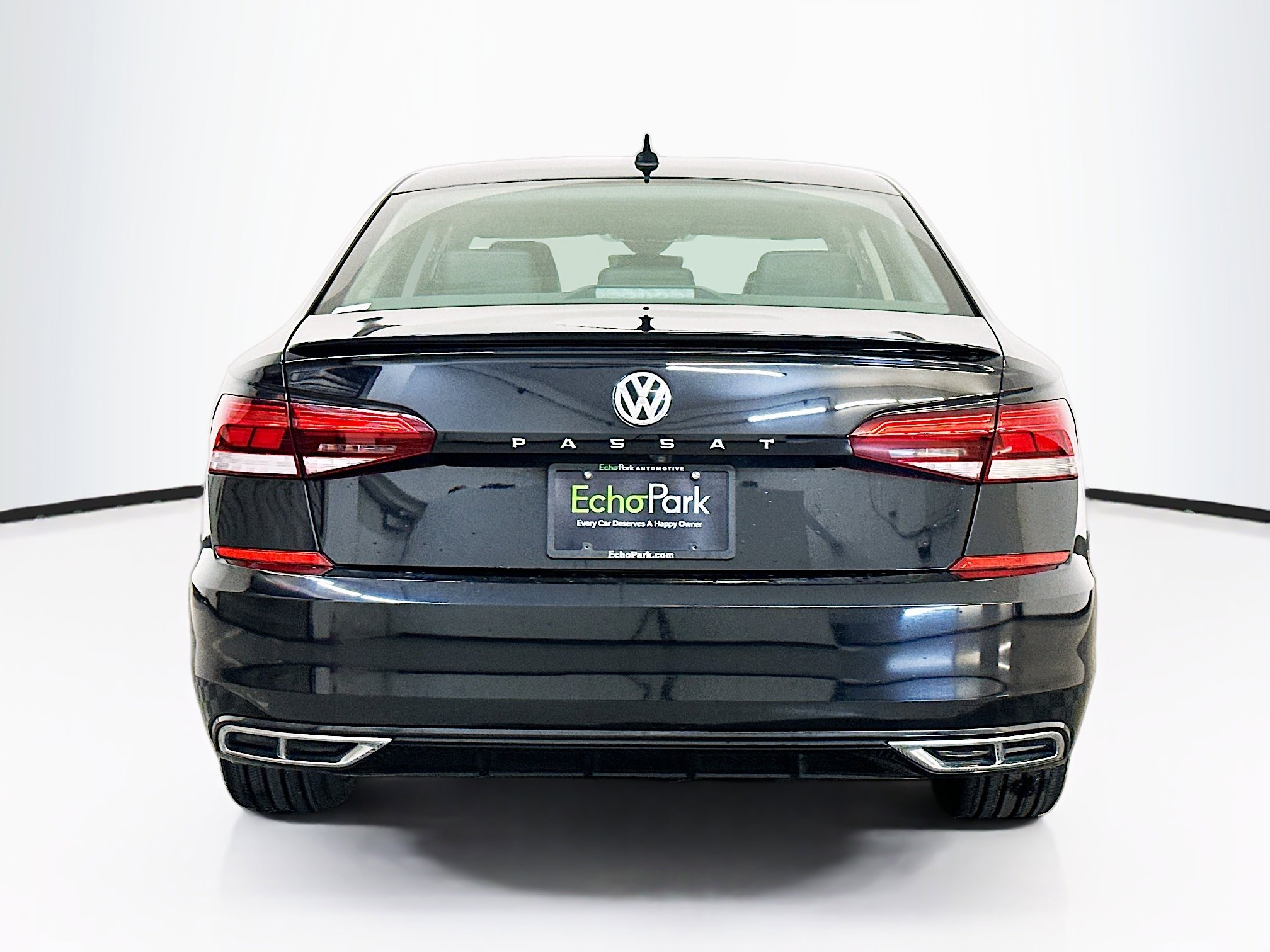 Used 2020 Volkswagen Passat 2.0T R-Line FWD image 7