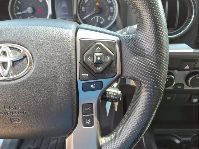 Used 2022 Toyota Tacoma SR5 AWD/4WD image 17