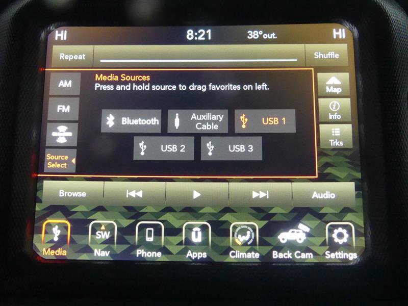 Used 2018 Jeep Wrangler Unlimited Rubicon w/ Dual Top Group image 40