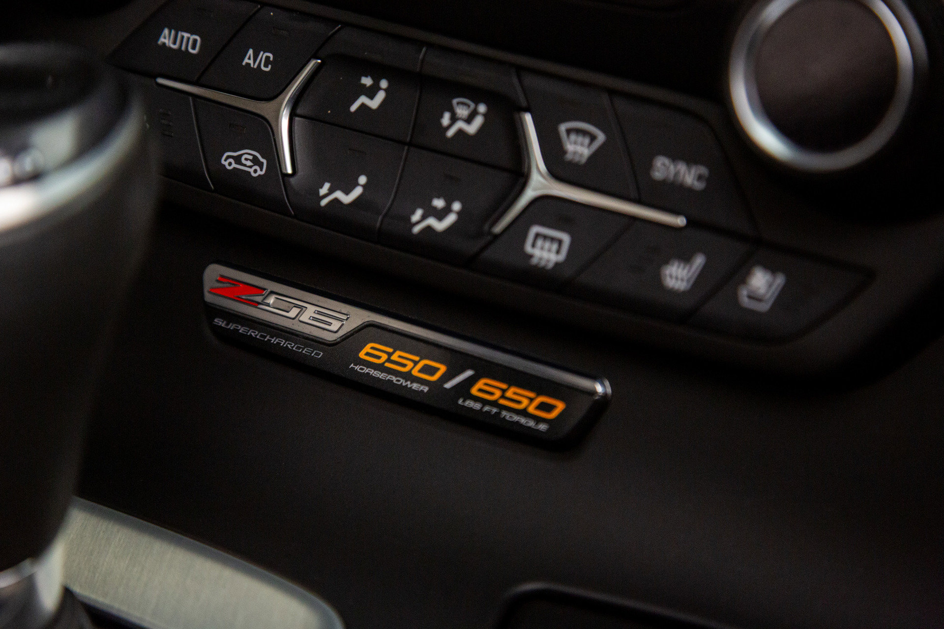 Used 2015 Chevrolet Corvette Z06 w/ 2LZ Preferred Equipment Group image 30