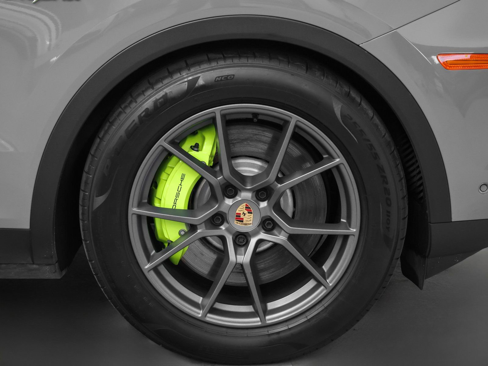 Certified 2025 Porsche Cayenne E-Hybrid image 16