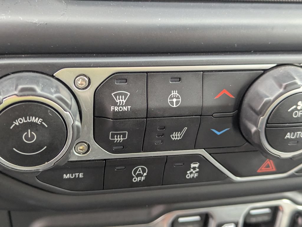 Used 2021 Jeep Gladiator Mojave AWD/4WD image 18
