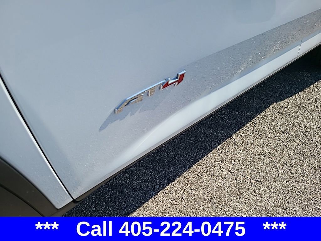 New 2026 GMC Acadia AT4 w/ LPO, Floor Liner Package image 4