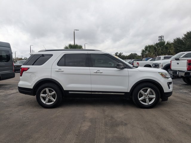 Used 2019 Ford Explorer XLT w/ Equipment Group 201A image 4