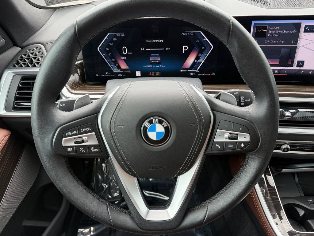 Used 2024 BMW X5 xDrive40i w/ Premium Package AWD/4WD image 12
