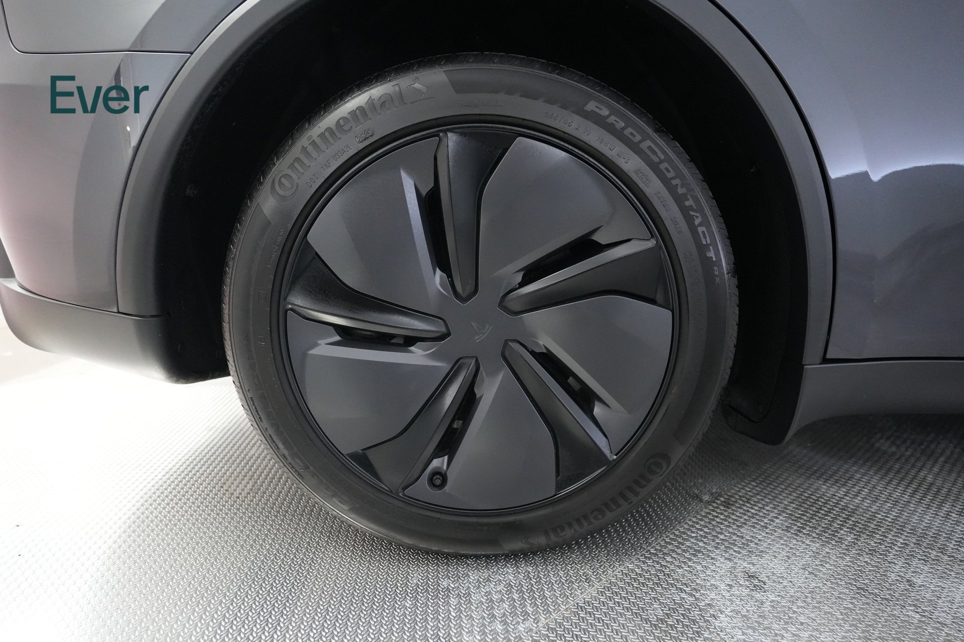Used 2026 Tesla Model Y 2WD image 21