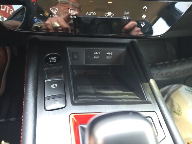 Certified 2026 Nissan Kicks SR FWD image 22