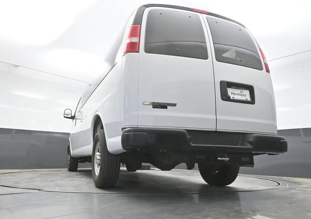 Used 2024 Chevrolet Express 3500 LS RWD image 36