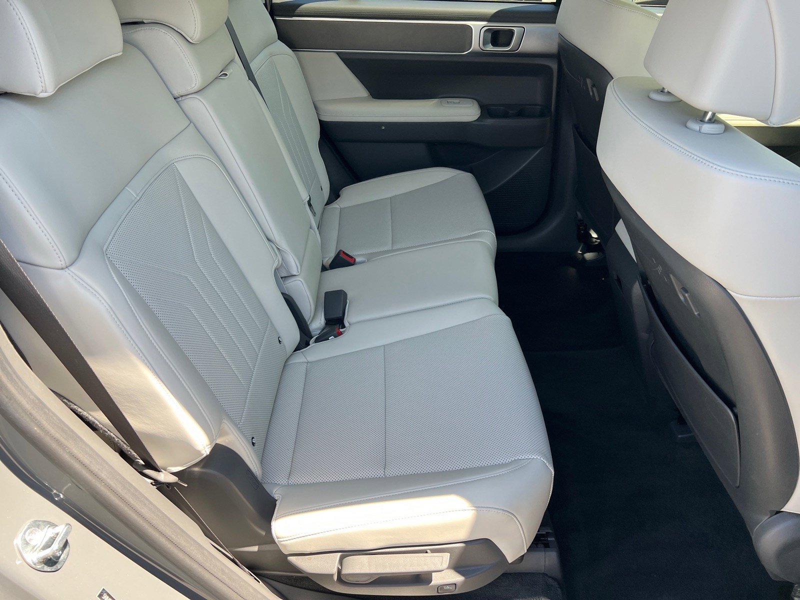 Used 2024 Hyundai Santa Fe SEL image 25