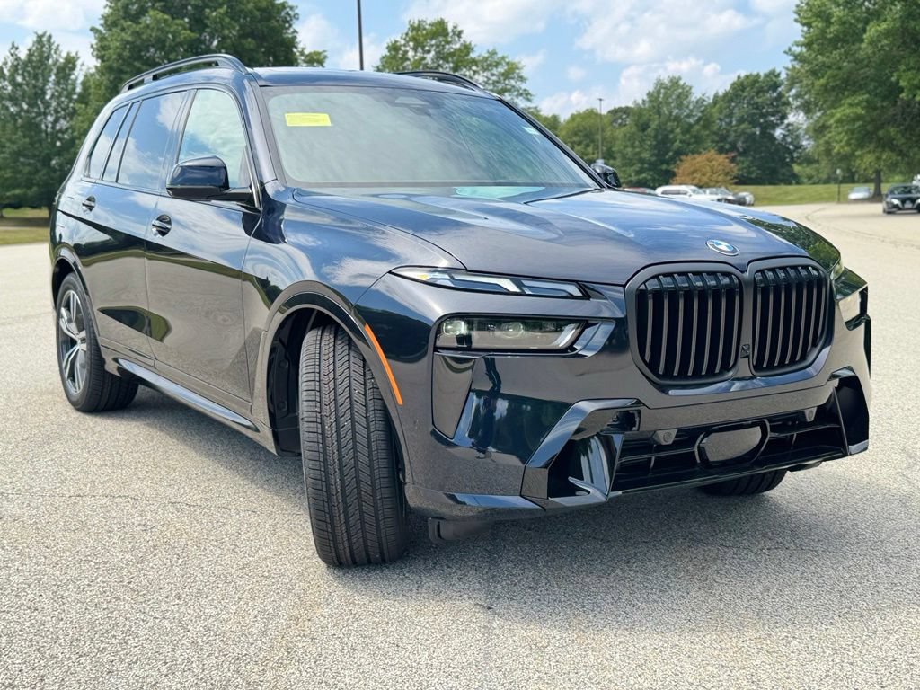 New 2027 BMW X7 xDrive40i w/ M Sport Package AWD/4WD image 8